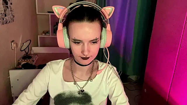 MabelDefina online show from 05-08-26, 05:11