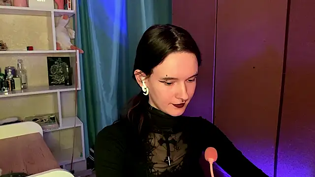 Snapshot of MabelDefina chatting on 03-17-26, 11:24 MabelDefina online show from 03-17-26, 11:24