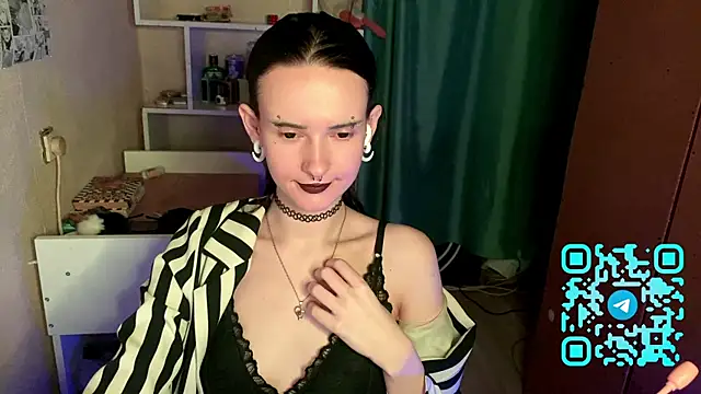MabelDefina online show from 04-23-26, 12:29
