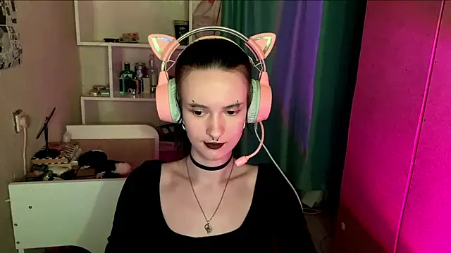 MabelDefina online show from 05-11-26, 05:09