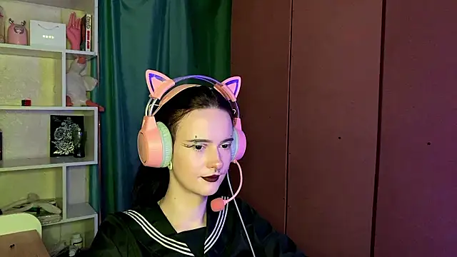 Snapshot of MabelDefina chatting on 03-02-26, 11:06 MabelDefina online show from 03-02-26, 11:06