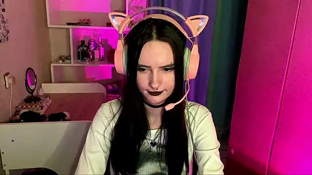 MabelDefina online show from 05-07-26, 07:23