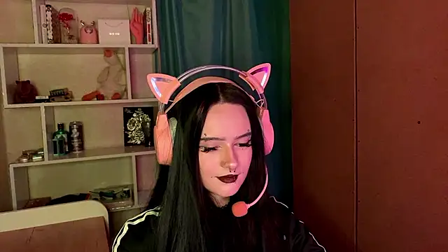 Snapshot of MabelDefina chatting on 02-20-26, 11:23 MabelDefina online show from 02-20-26, 11:23