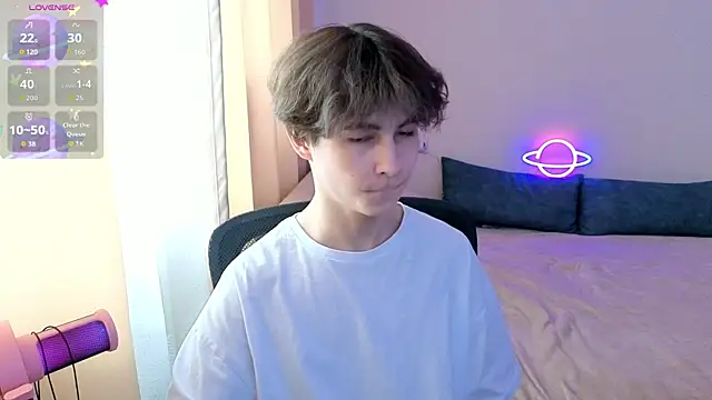  LukaHayes  online show from 04-03-26, 12:22