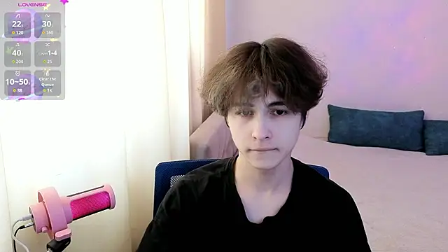  LukaHayes  online show from 03-10-26, 12:20