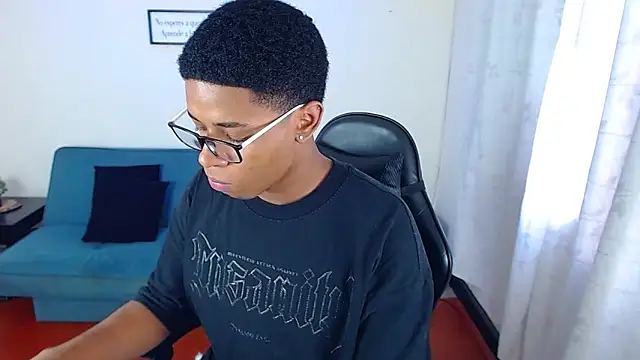 liiam3 online show from 03-09-26, 08:56