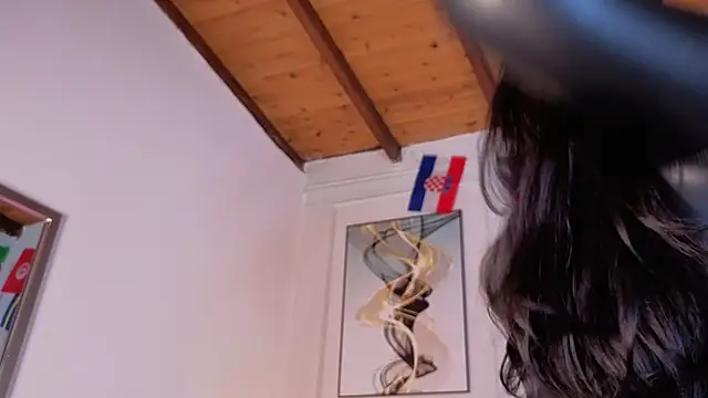 Snapshot of zoe_moon__ chatting on 06-27-26, 11:49 zoe moon online show from 06-27-26, 11:49