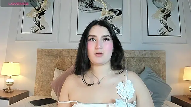 zoe moon   online show from 05-12-26, 11:27
