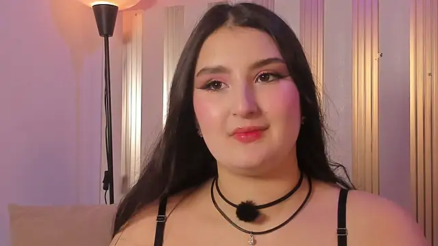 Snapshot of zoe_moon__ chatting on 02-27-26, 03:51 zoe moon online show from 02-27-26, 03:51