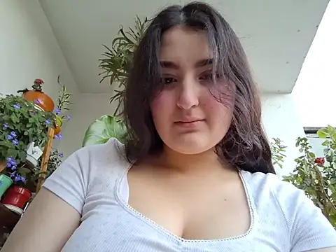 zoe moon   online show from 05-31-26, 10:54