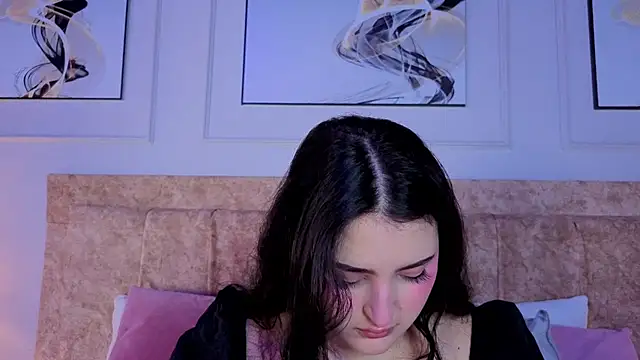 Snapshot of zoe_moon__ chatting on 07-12-26, 01:01 zoe moon online show from 07-12-26, 01:01