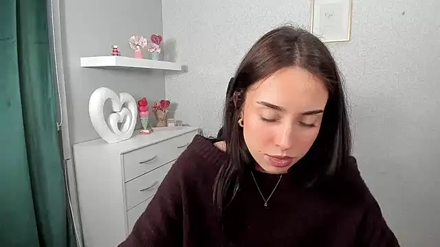 AdeleSolo online show from 03-27-26, 06:33