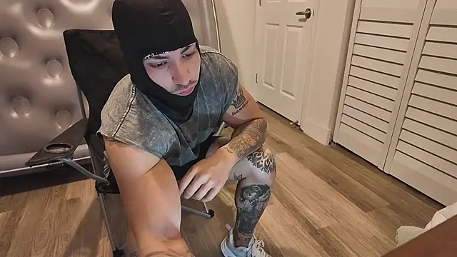 Alejandrosolerxxx online show from 03-10-26, 03:16