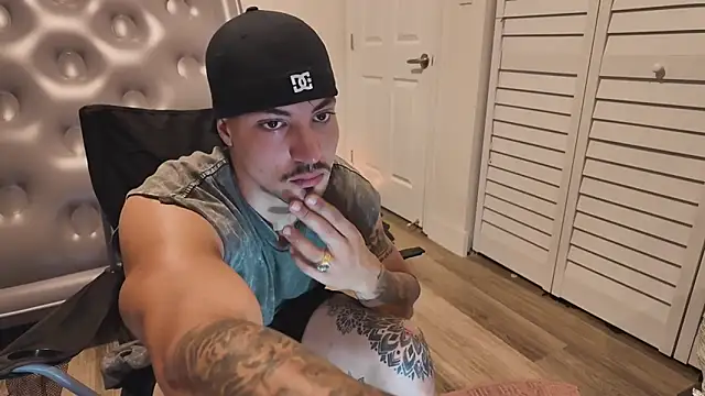 Alejandrosolerxxx online show from 03-07-26, 08:25