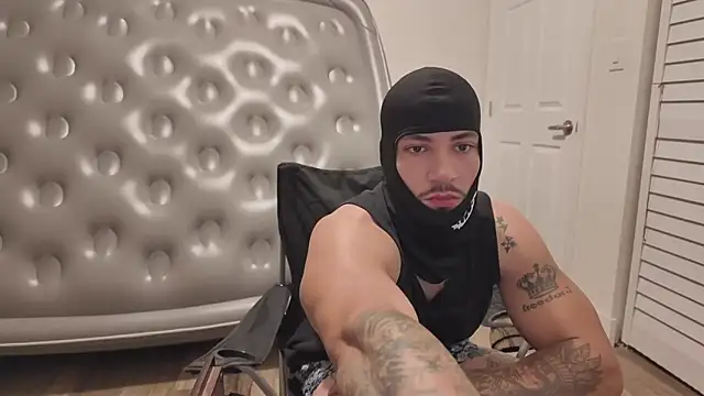 Alejandrosolerxxx online show from 03-08-26, 05:33