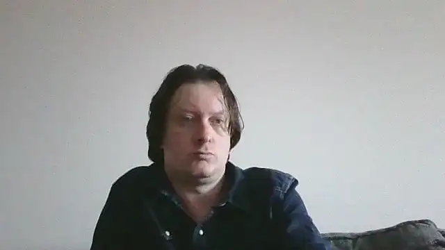 Snapshot of CityBoy82 chatting on 03-04-26, 03:31 CityBoy82 online show from 03-04-26, 03:31