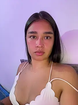 Snapshot of I_Samanthaa chatting on 02-17-26, 02:09 I Samanthaa online show from 02-17-26, 02:09