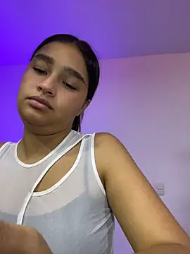 I Samanthaa online show from 05-13-26, 03:35