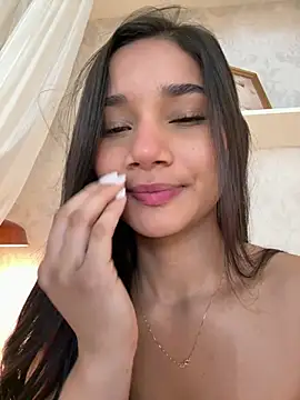 AlessiaVallmont online show from 03-31-26, 01:13