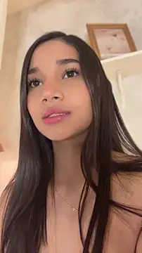 AlessiaVallmont online show from 04-11-26, 10:35