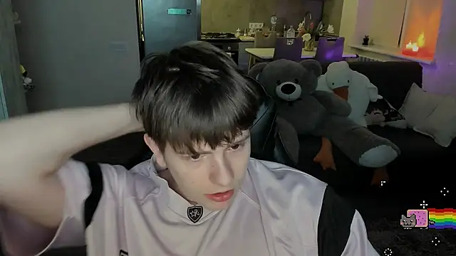 Snapshot of jimmie_hotty chatting on 02-17-26, 07:11 jimmie hotty online show from 02-17-26, 07:11