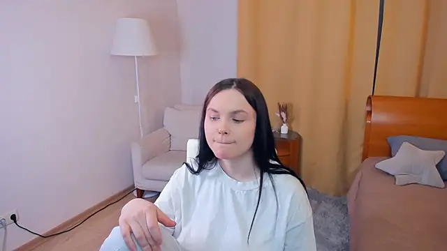 Snapshot of LeilaErcolani chatting on 02-26-26, 06:52 LeilaErcolani online show from 02-26-26, 06:52