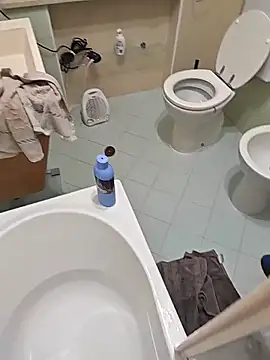 Snapshot of Galizio14 chatting on 02-21-26, 05:15 Galizio14 online show from 02-21-26, 05:15