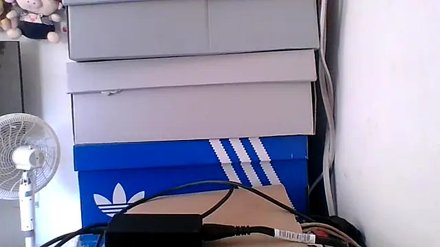 pocahontas hotty online show from 04-14-26, 06:46