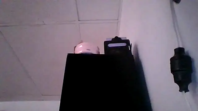 pocahontas hotty online show from 04-01-26, 06:05