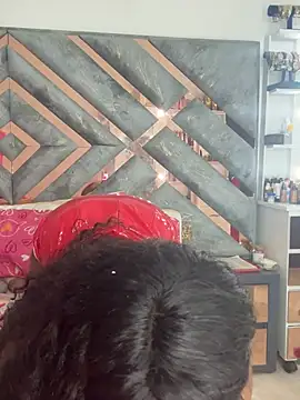 valenntinna online show from 02-19-26, 11:45