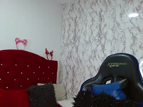 Snapshot of Ailanys_Miller chatting on 02-28-26, 02:28 Ailanys Miller online show from 02-28-26, 02:28