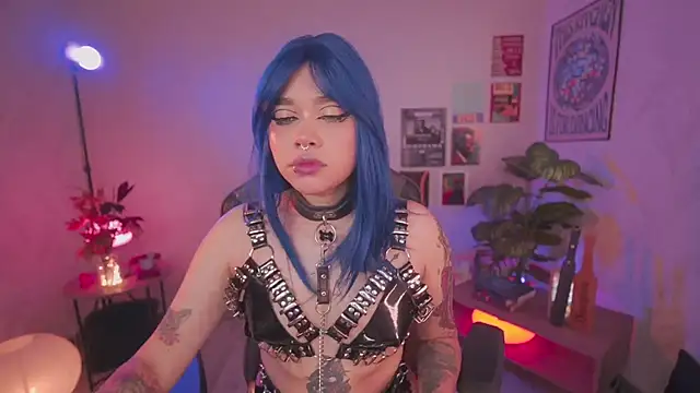 violette clerk1  online show from 02-28-26, 08:41