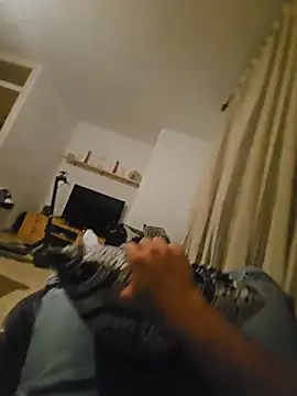 medelelel online show from 06-01-26, 12:44