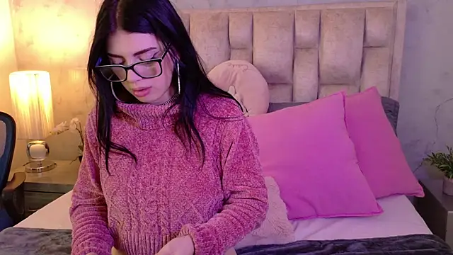 Snapshot of IsabellaRossi chatting on 04-01-26, 01:41 IsabellaRossi online show from 04-01-26, 01:41