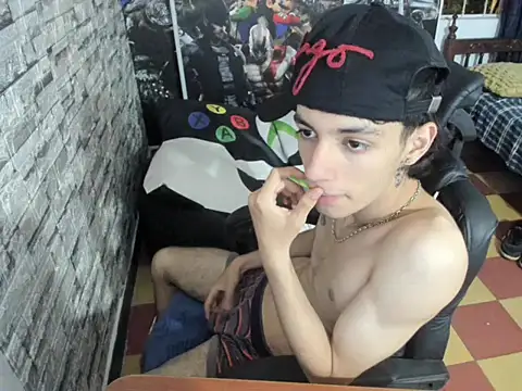 wex 077 online show from 03-04-26, 01:57