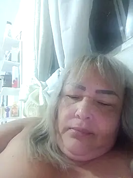 Snapshot of milena202610 chatting on 02-19-26, 10:12 milena202610 online show from 02-19-26, 10:12