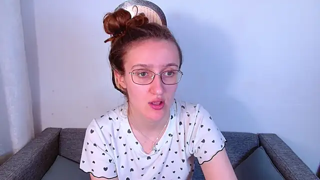 Snapshot of miay_here_ chatting on 05-25-26, 04:49 miay here online show from 05-25-26, 04:49