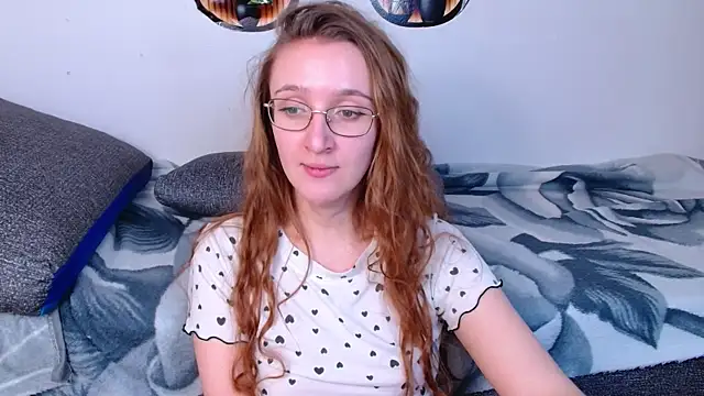 miay here  online show from 04-06-26, 06:09