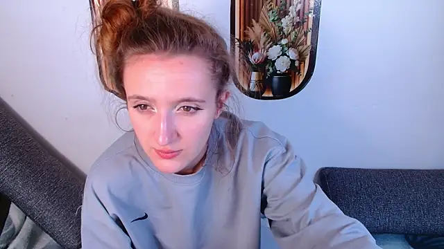 Snapshot of miay_here_ chatting on 05-08-26, 04:55 miay here online show from 05-08-26, 04:55