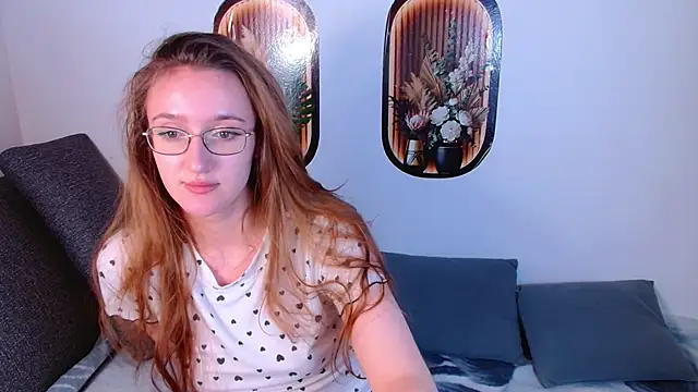 Snapshot of miay_here_ chatting on 04-21-26, 04:46 miay here online show from 04-21-26, 04:46