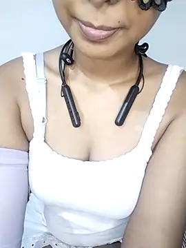 ASHANYA JAYASOORIYA online show from 04-20-26, 05:21