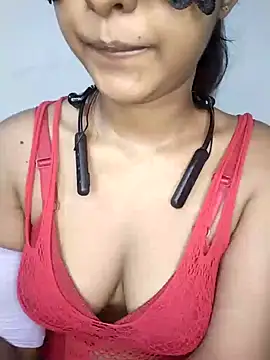 ASHANYA JAYASOORIYA online show from 05-17-26, 01:44