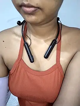 ASHANYA JAYASOORIYA online show from 05-20-26, 01:19
