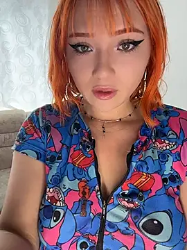 Snapshot of alysson_As chatting on 07-27-26, 07:32 alysson As online show from 07-27-26, 07:32