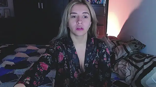 Snapshot of saradiazxxx chatting on 02-24-26, 08:26 saradiazxxx online show from 02-24-26, 08:26