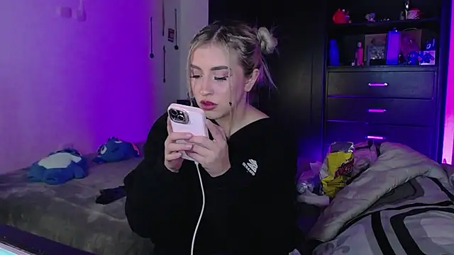 saradiazxxx online show from 03-16-26, 05:04