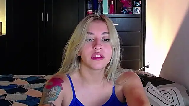 Snapshot of saradiazxxx chatting on 03-02-26, 08:43 saradiazxxx online show from 03-02-26, 08:43