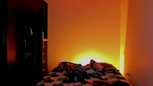 saradiazxxx online show from 03-25-26, 05:40