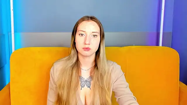 Snapshot of JollyBlondy chatting on 02-24-26, 01:39 JollyBlondy online show from 02-24-26, 01:39