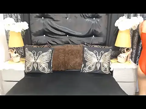 Snapshot of MarinaFoster chatting on 06-03-26, 11:22 MarinaFoster online show from 06-03-26, 11:22